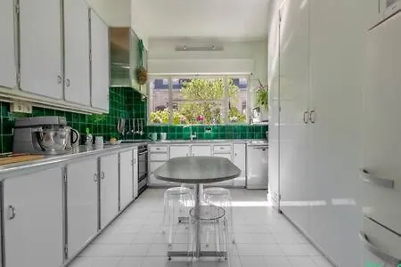 Massenet - Ci - Premium Elegant Family Nest